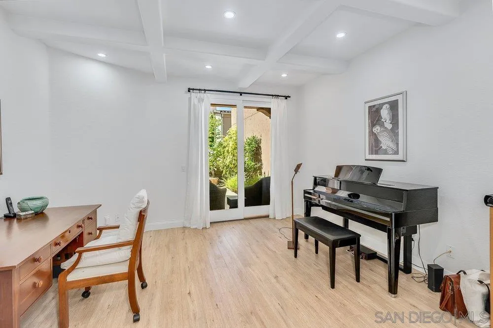 1317 Caminito Floreo La Jolla, CA 92037