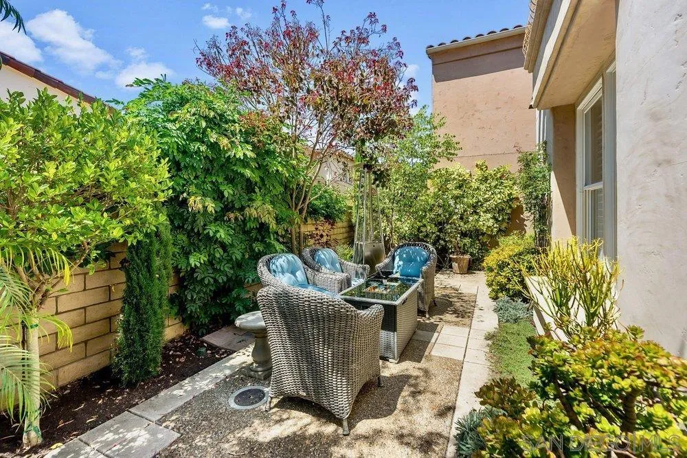 1317 Caminito Floreo La Jolla, CA 92037