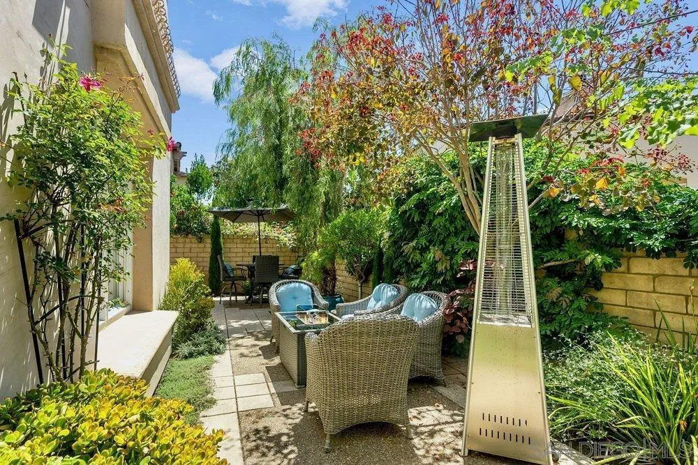 1317 Caminito Floreo La Jolla, CA 92037