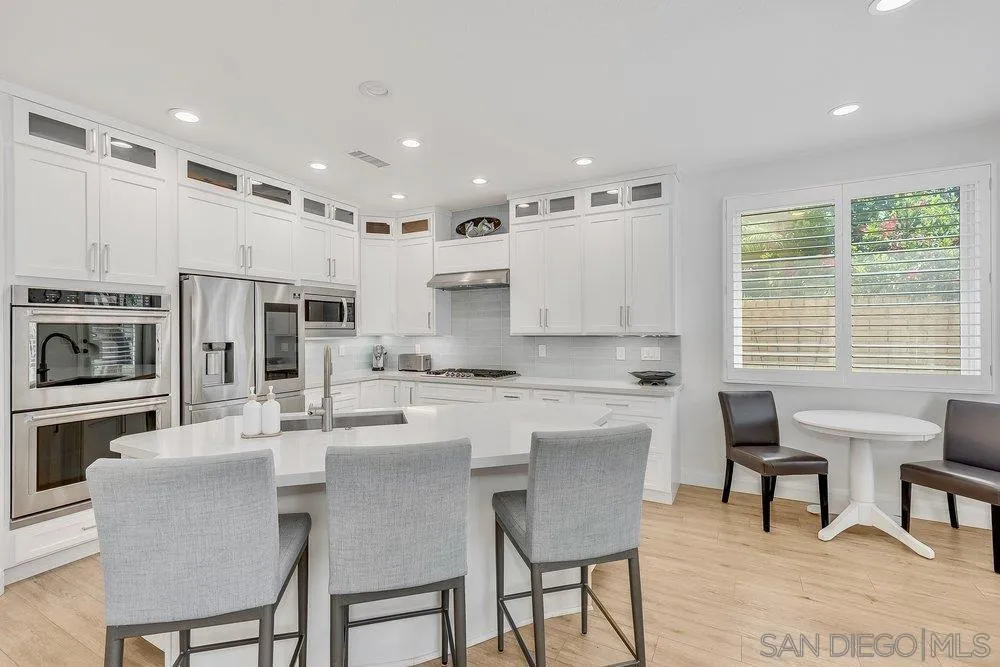 1317 Caminito Floreo La Jolla, CA 92037