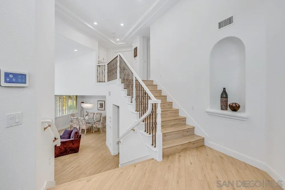 1317 Caminito Floreo La Jolla, CA 92037