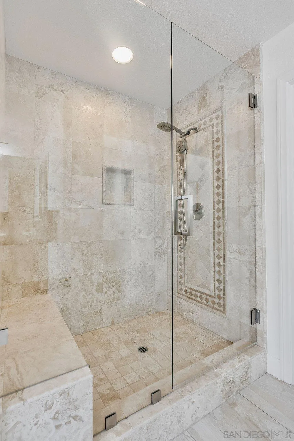 1317 Caminito Floreo La Jolla, CA 92037