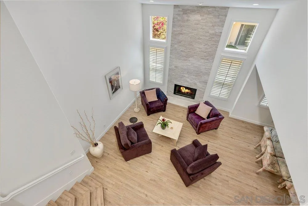 1317 Caminito Floreo La Jolla, CA 92037