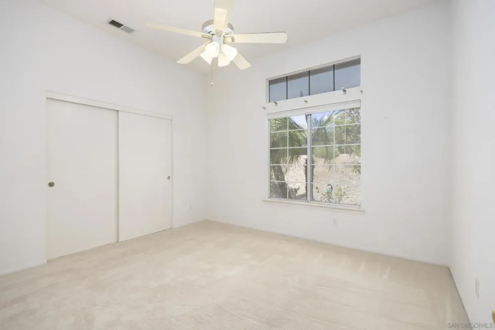 1221 Palomares Ct. Fallbrook, CA 92028