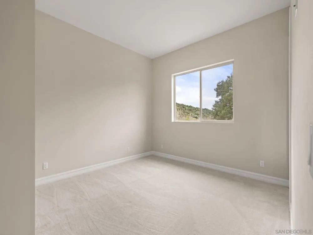 10616 Via Tiglio Lakeside, CA 92040