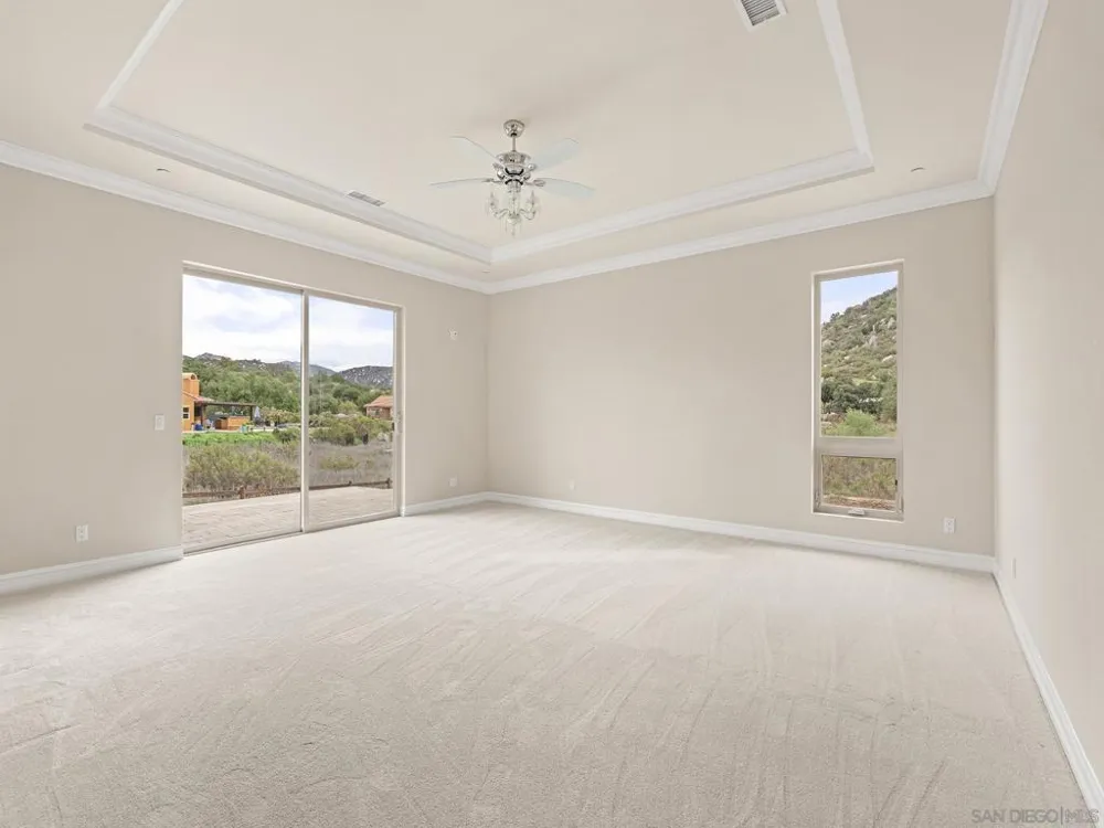 10616 Via Tiglio Lakeside, CA 92040