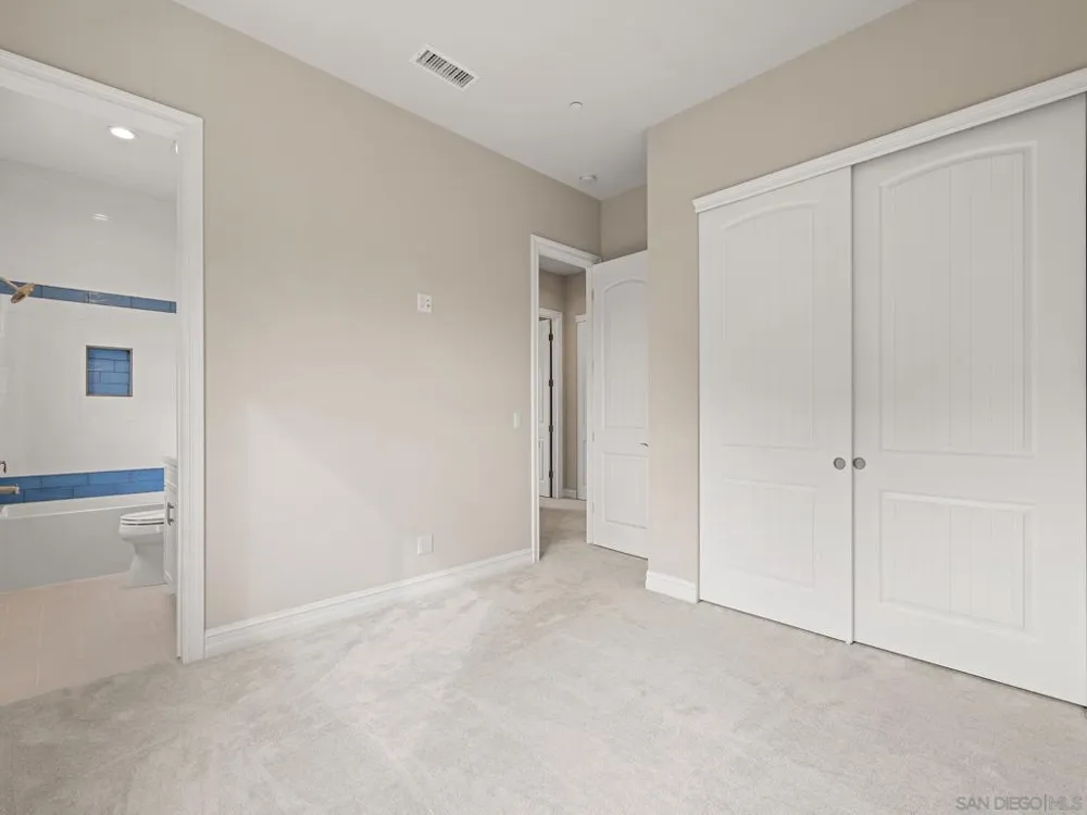 10616 Via Tiglio Lakeside, CA 92040