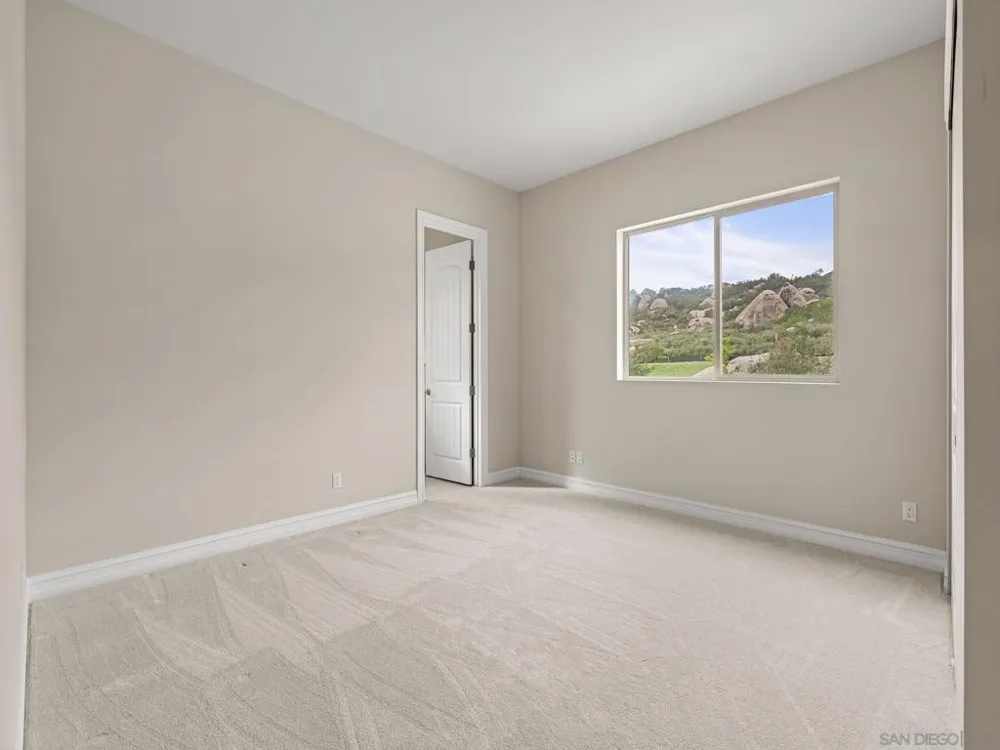 10616 Via Tiglio Lakeside, CA 92040
