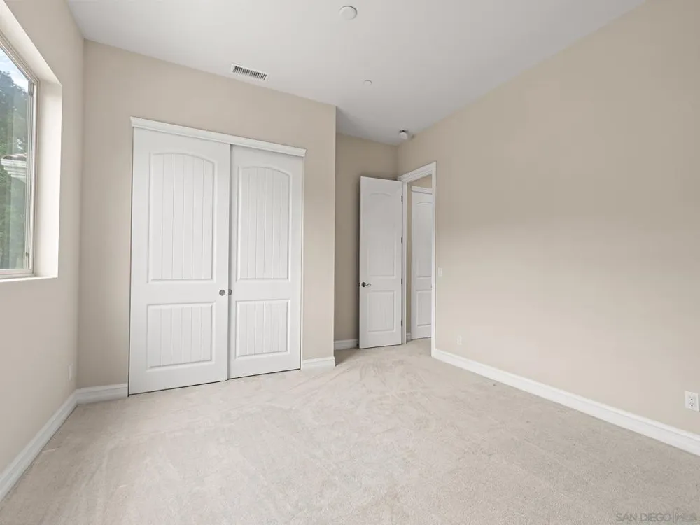 10616 Via Tiglio Lakeside, CA 92040