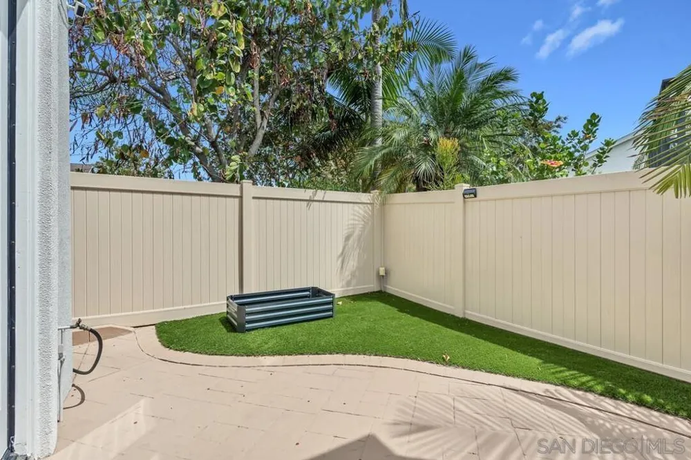 2950 W Canyon Ave San Diego, CA 92123