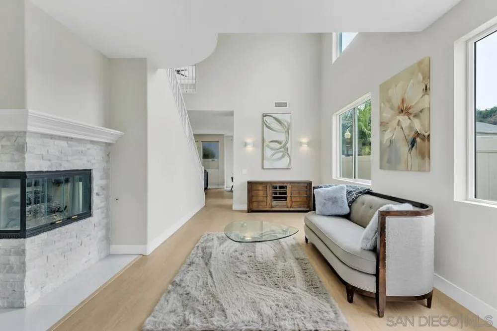 2950 W Canyon Ave San Diego, CA 92123