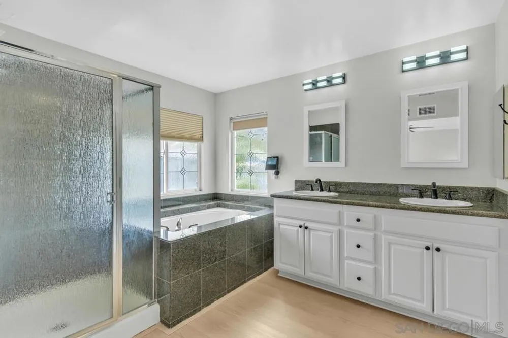 2950 W Canyon Ave San Diego, CA 92123
