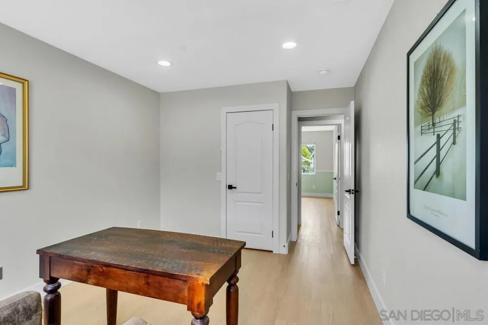 2950 W Canyon Ave San Diego, CA 92123