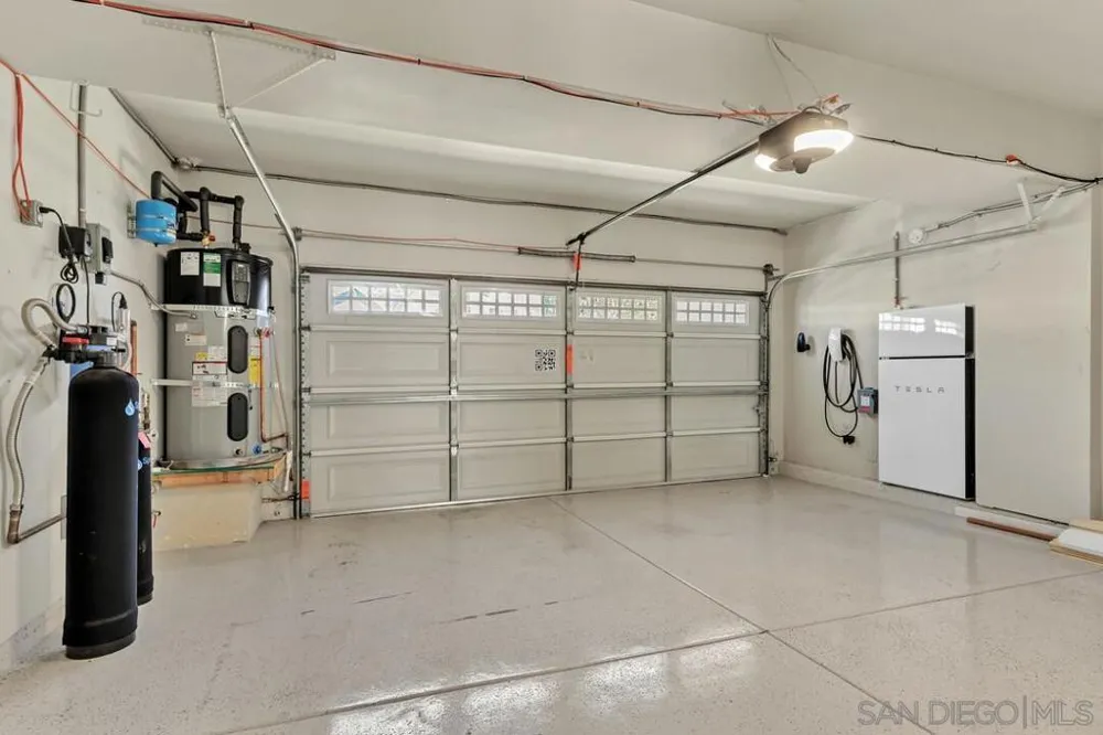 2950 W Canyon Ave San Diego, CA 92123