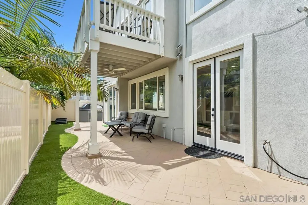 2950 W Canyon Ave San Diego, CA 92123