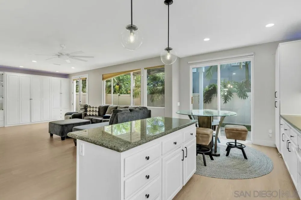 2950 W Canyon Ave San Diego, CA 92123