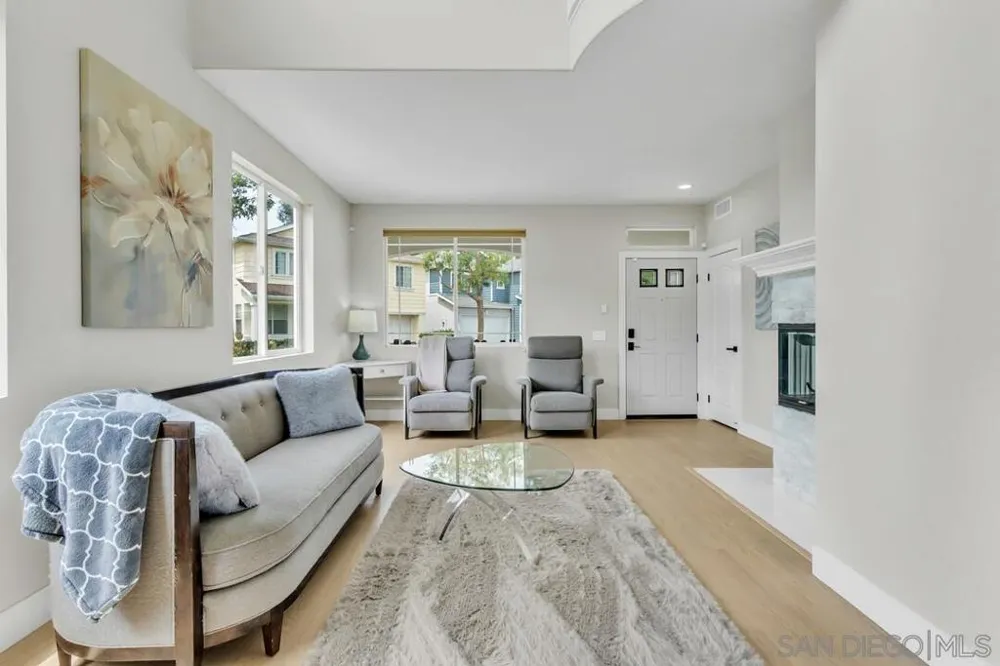 2950 W Canyon Ave San Diego, CA 92123