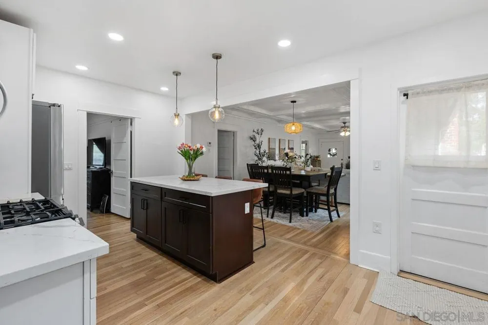 129 E 6Th Escondido, CA 92025