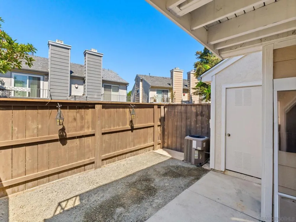 8946 Arlingdale Way Spring Valley, CA 91977