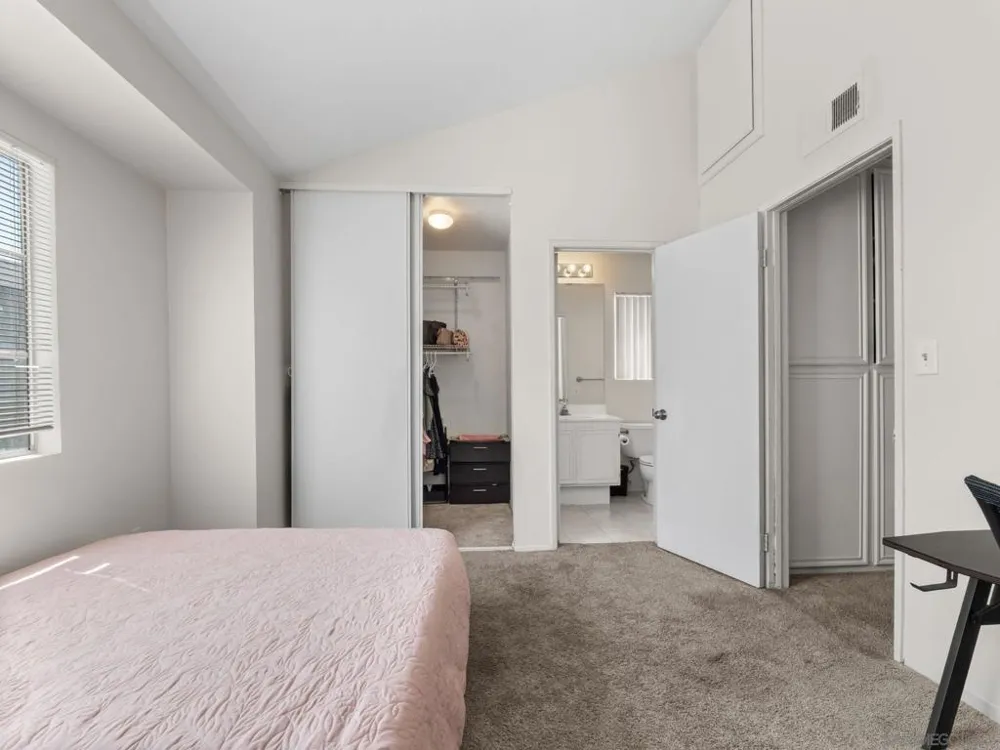 8946 Arlingdale Way Spring Valley, CA 91977