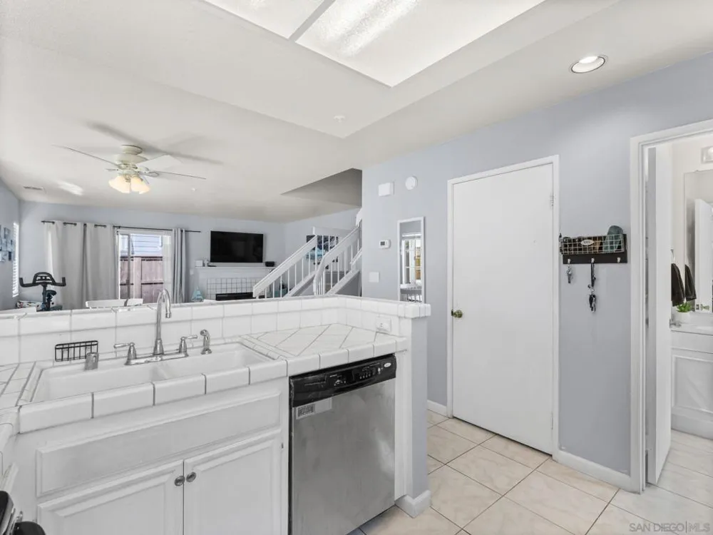 8946 Arlingdale Way Spring Valley, CA 91977