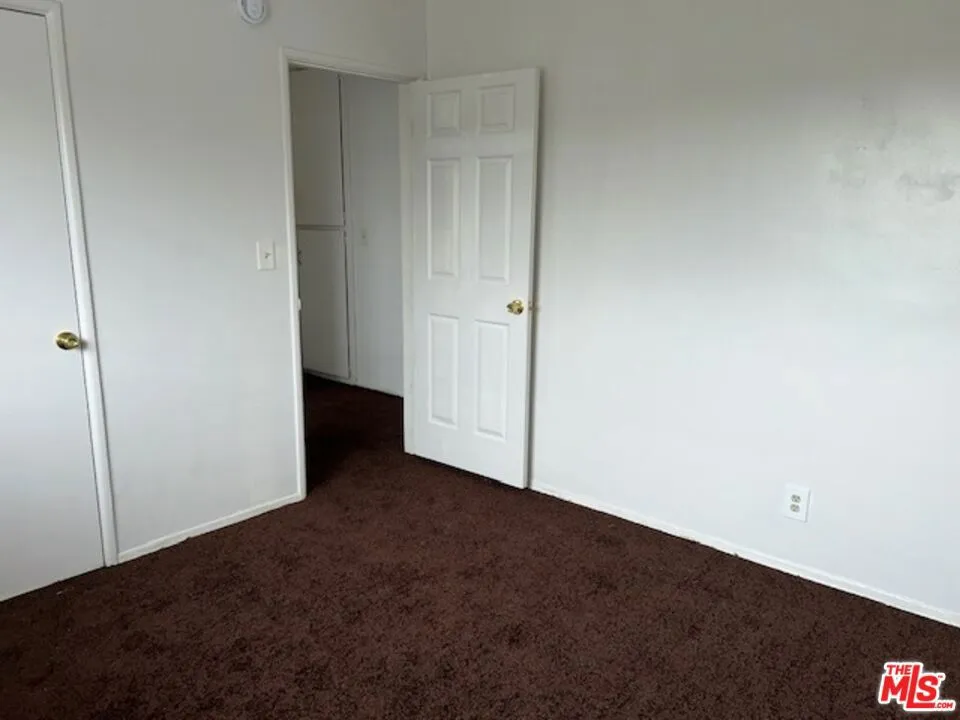 10702 Crenshaw Boulevard #5 Inglewood, CA 90303