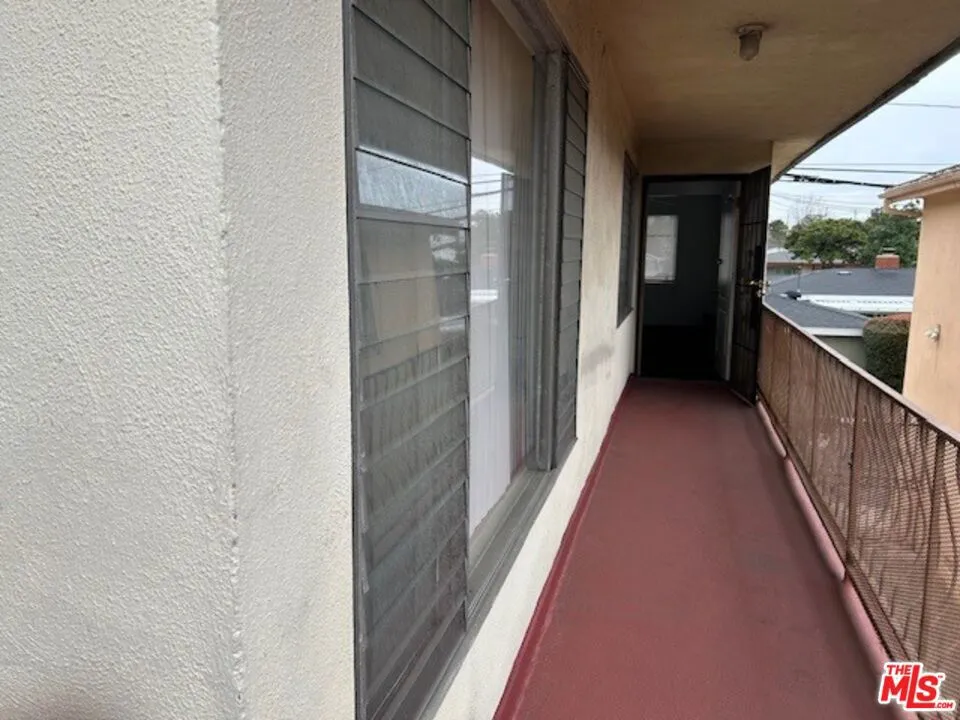 10702 Crenshaw Boulevard #5 Inglewood, CA 90303