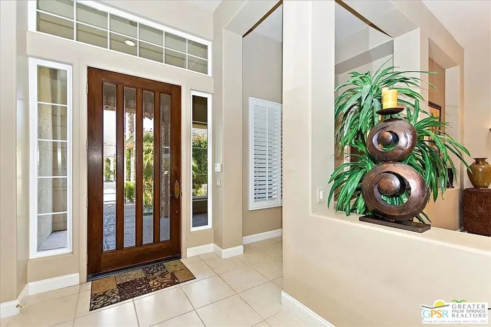 46 Vista Encantada Rancho Mirage, CA 92270