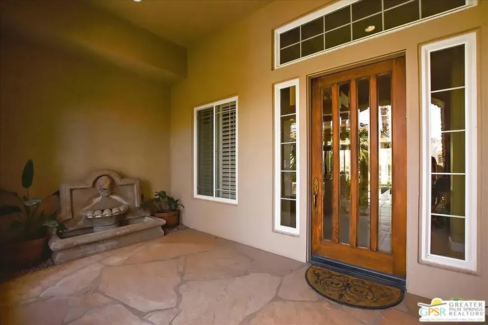 46 Vista Encantada Rancho Mirage, CA 92270