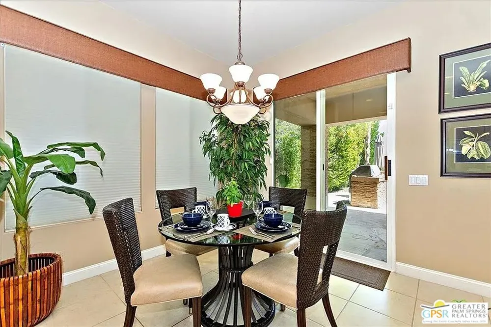 46 Vista Encantada Rancho Mirage, CA 92270