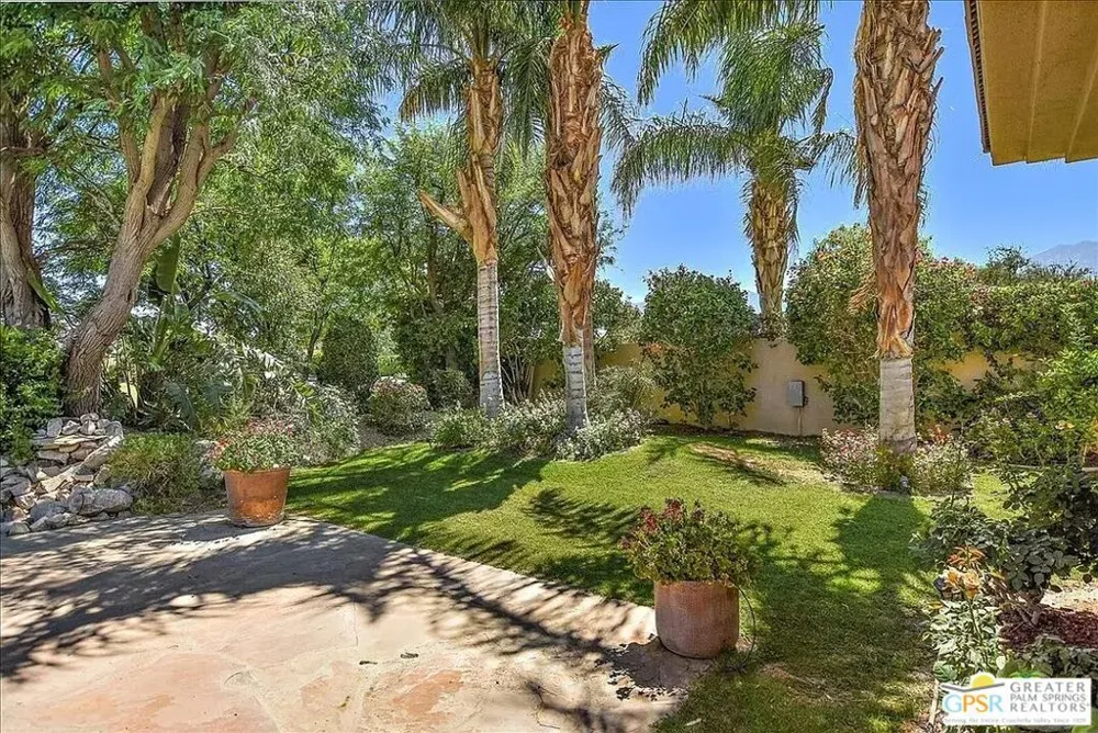 46 Vista Encantada Rancho Mirage, CA 92270