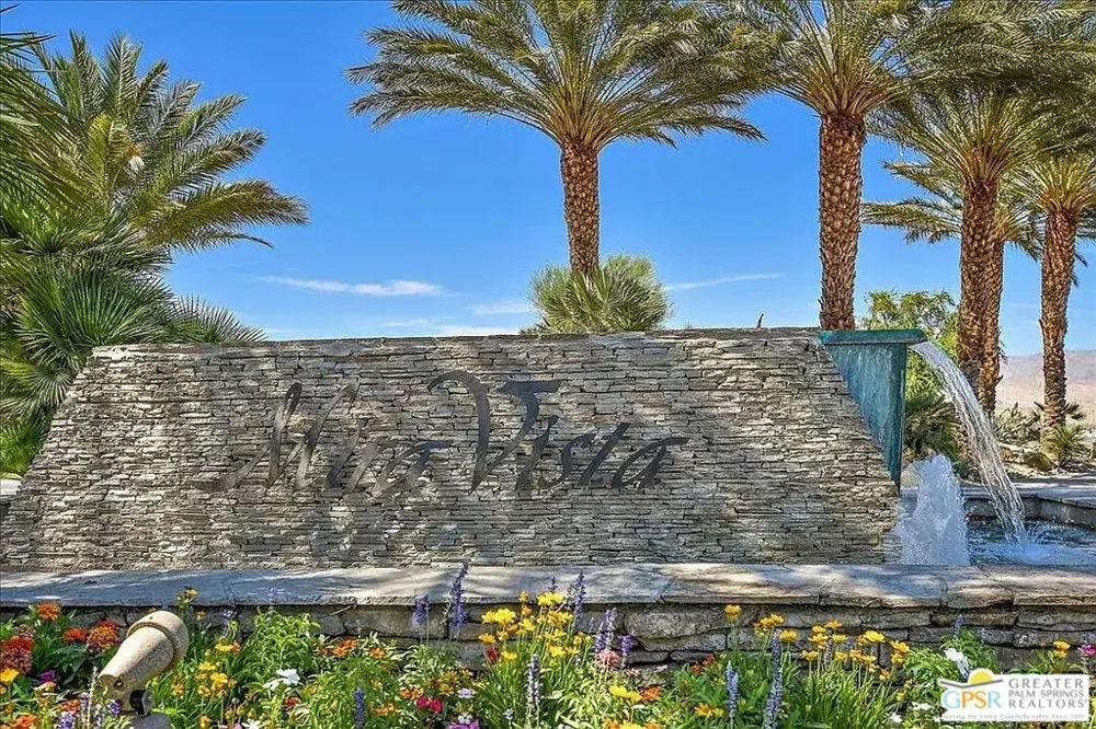 46 Vista Encantada Rancho Mirage, CA 92270