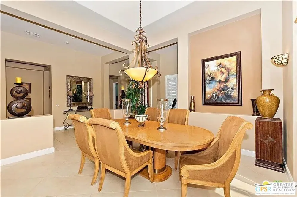 46 Vista Encantada Rancho Mirage, CA 92270