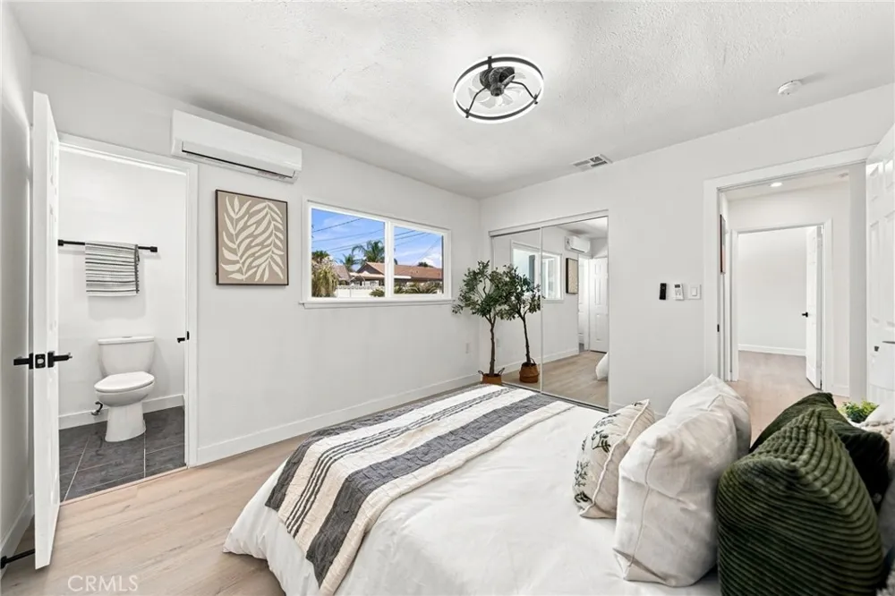 358 S Pampas Rialto, CA 92376