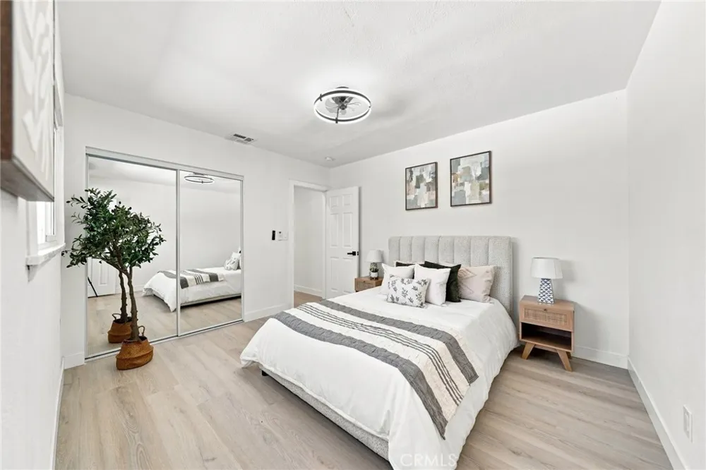 358 S Pampas Rialto, CA 92376