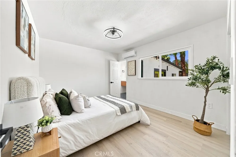 358 S Pampas Rialto, CA 92376