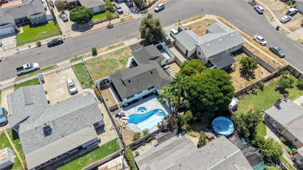 358 S Pampas Rialto, CA 92376