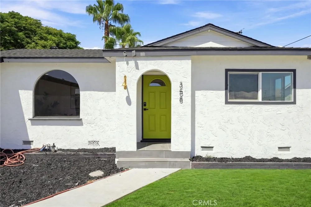 358 S Pampas Rialto, CA 92376