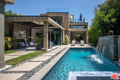 631 Curson Avenue