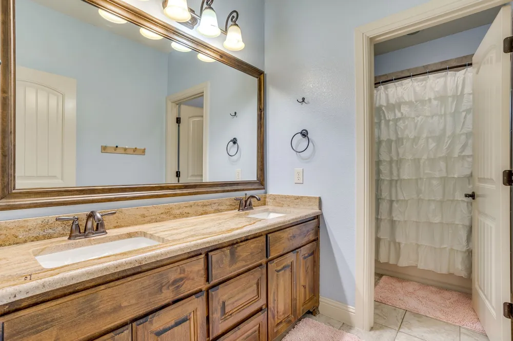 391 Sandpiper Drive Weatherford, TX 76088