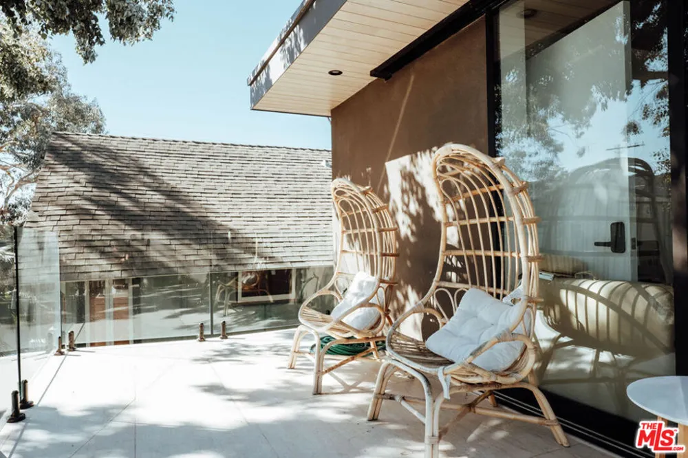 115 Park Place Venice, CA 90291