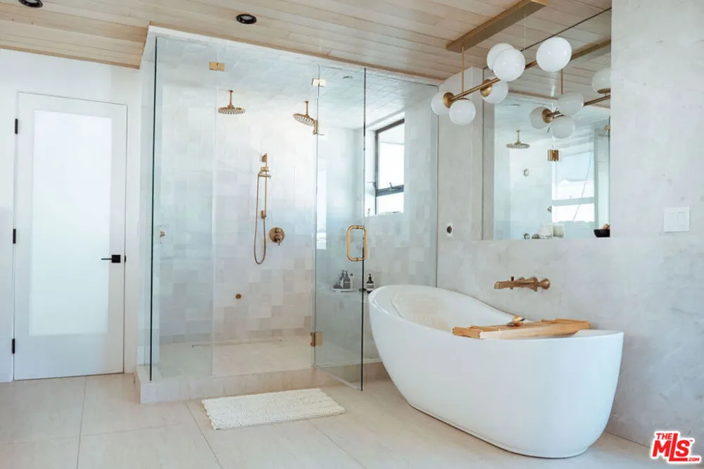 115 Park Place Venice, CA 90291