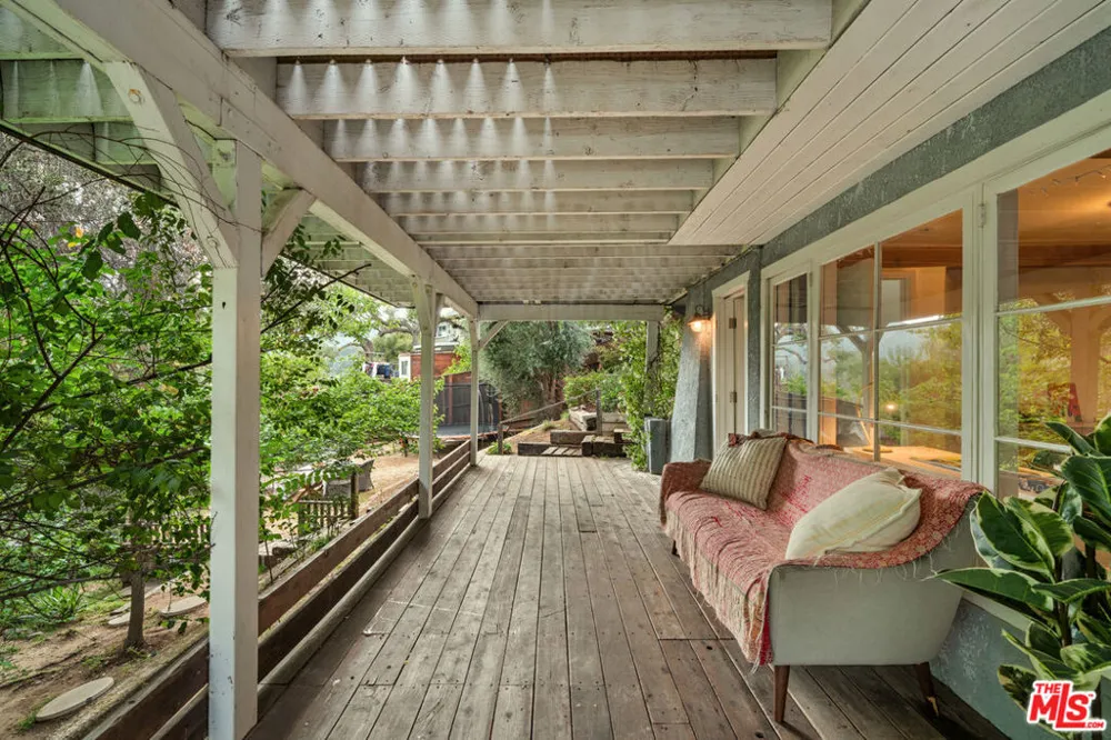 20930 Shady Lane Topanga, CA 90290