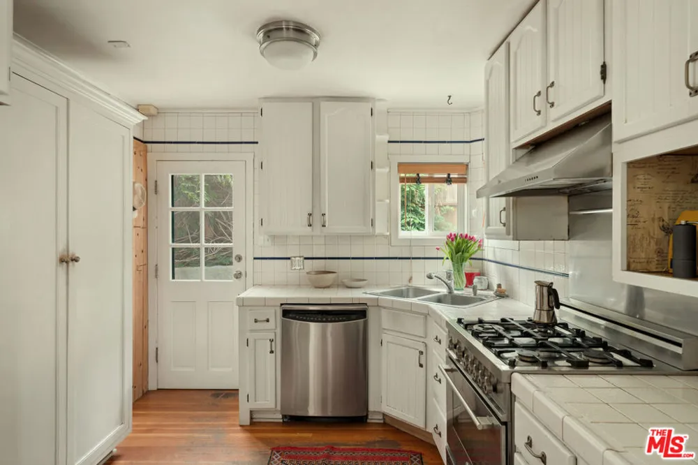 20930 Shady Lane Topanga, CA 90290