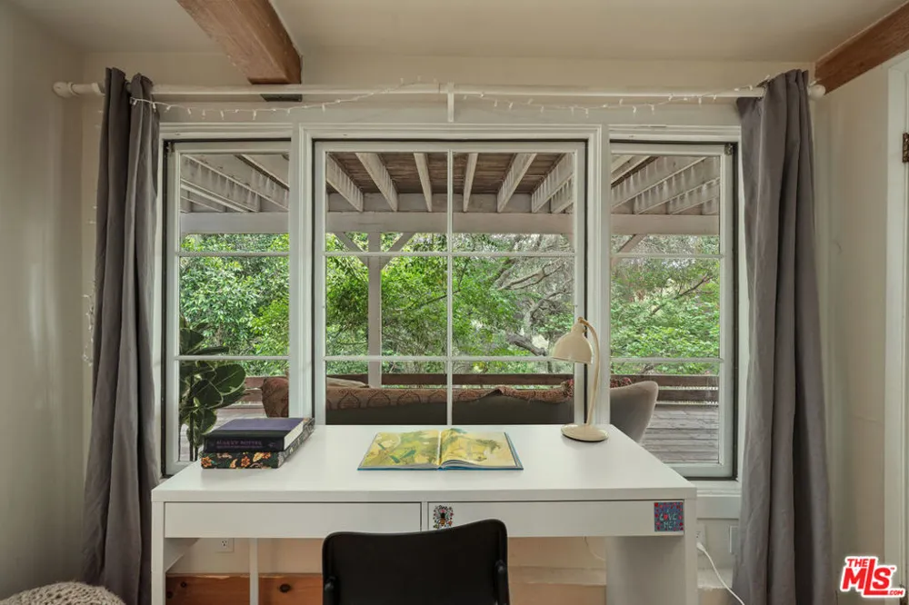 20930 Shady Lane Topanga, CA 90290