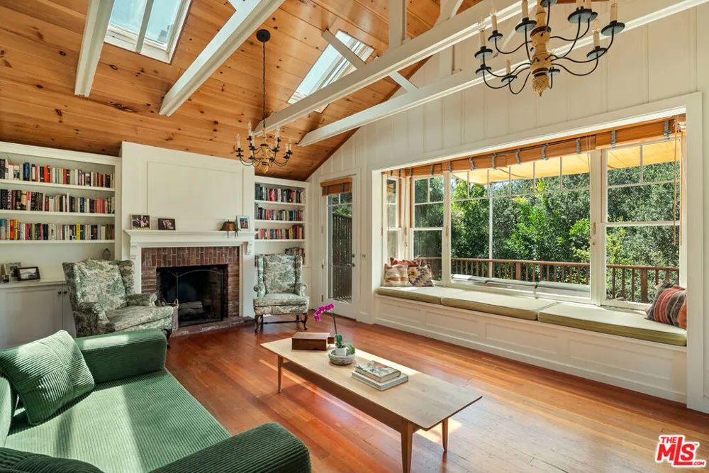 20930 Shady Lane Topanga, CA 90290