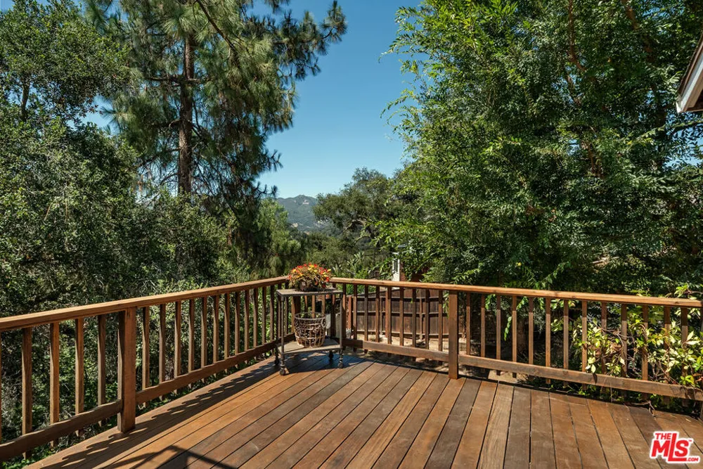 20930 Shady Lane Topanga, CA 90290