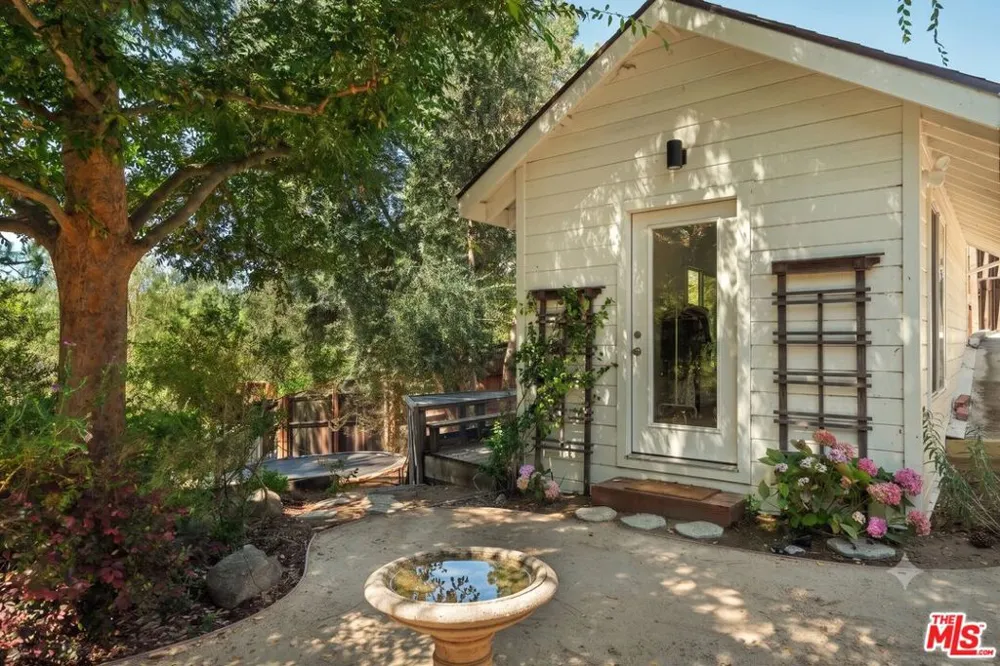 20930 Shady Lane Topanga, CA 90290