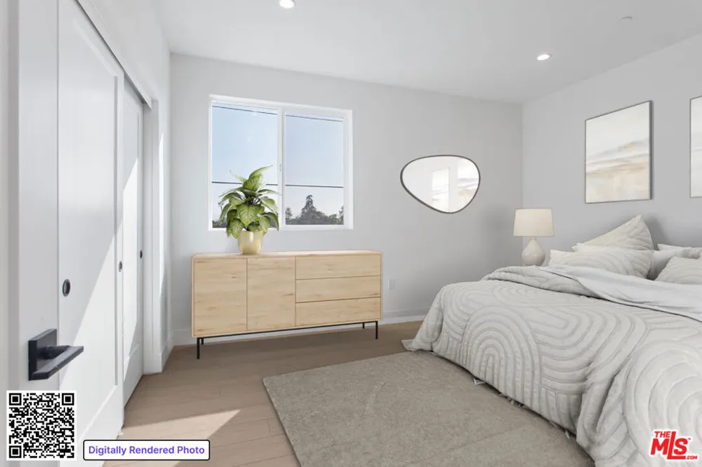 11222 W Lyon Lane #10 North Hollywood, CA 91606