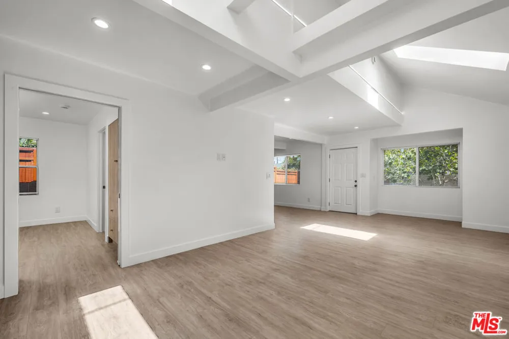 825 San Miguel Avenue Venice, CA 90291